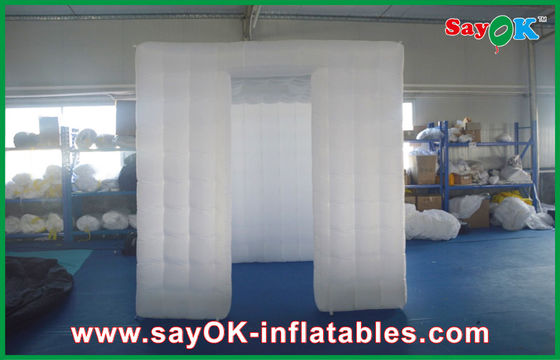 Komik Photo Booth Dikmeler Beyaz 3D Sticker Katlanabilir Şişme Photo Booth Kiosk Pencereli Muhafaza